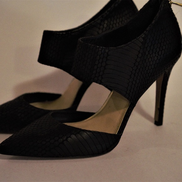jessica simpson black snakeskin heels